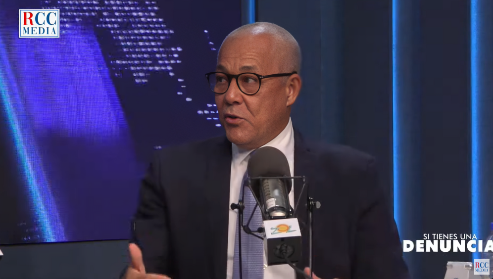 Presidente de la Alianza Dominicana contra la Corrupción (ADOCCO), Julio César de la Rosa Tiburcio.